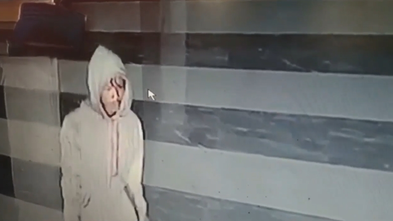 Pencuri Kotak Amal Masjid di Mesuji Beraksi Siang Bolong, Aksinya Terekam CCTV