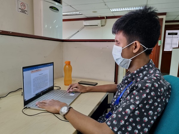 Kisah Inspiratif Alfian yang Berhasil Jadi ASN Meski Disabilitas Netra