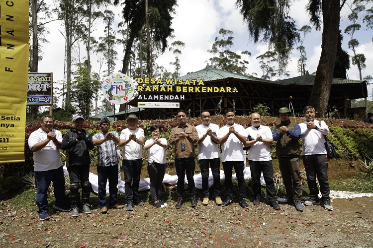 Penguatan Desa Wisata, Adira Finance Gelar Festival Kreatif Lokal di Desa Wisata Alamendah