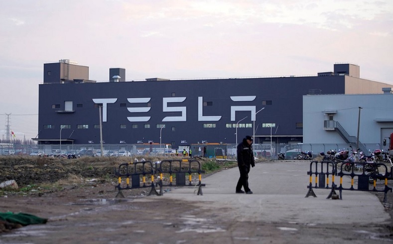 Tesla Sudah PHK 121.000 Karyawan sejak Tahun Lalu