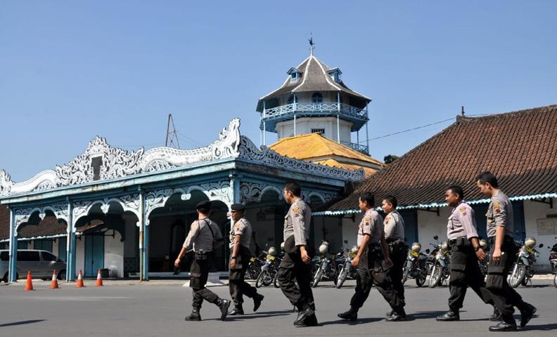 Konflik di Keraton Solo Dalam Sepekan, Berawal dari Kasus Pencurian hingga Berujung Bentrok