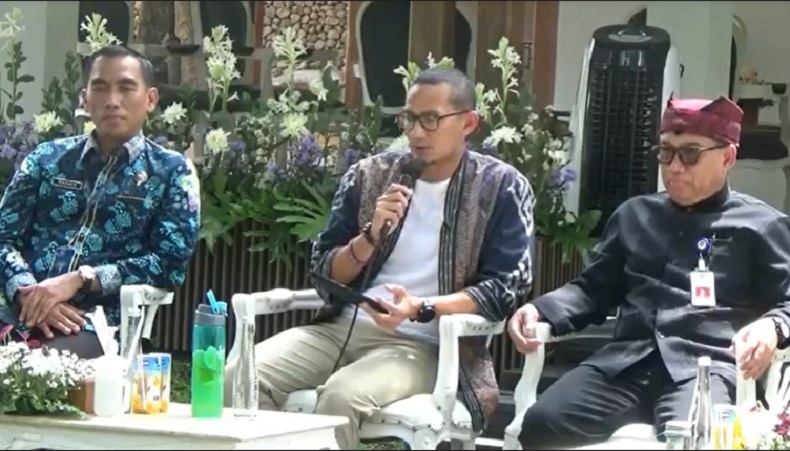 Sandiaga Uno Ajak Pelaku Pariwisata Banyuwangi Berbenah, Ini Targetnya