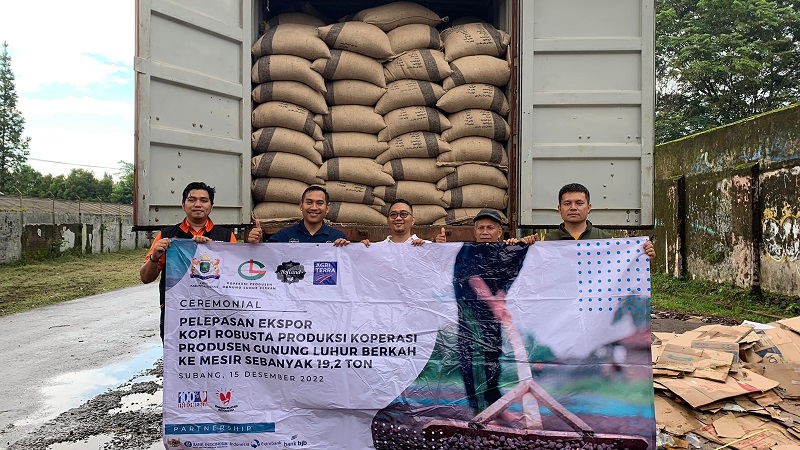 Koperasi asal Subang Ekspor 19,2 Ton Kopi Robusta ke Mesir