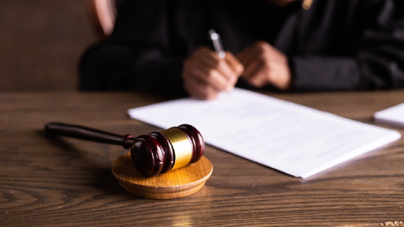 10 Contoh Hak Warga Negara dalam Bidang Hukum, Kamu Perlu Tahu!