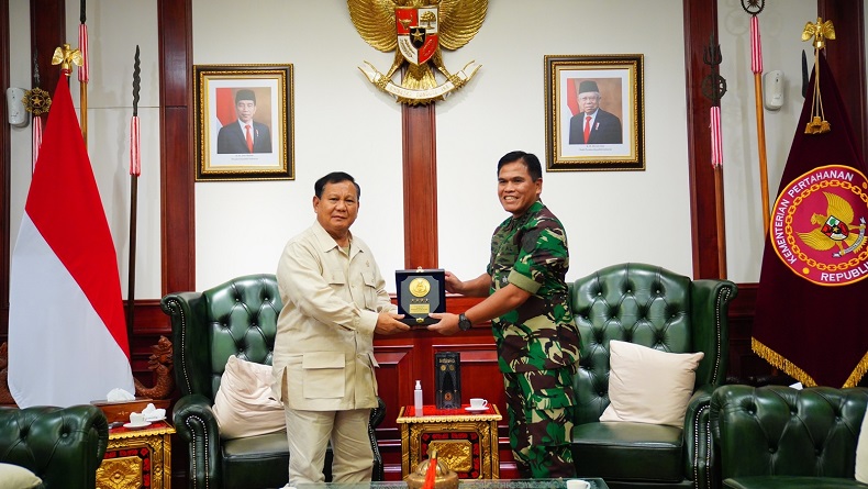 Prabowo Terima Kunjungan KSAL di Kemhan, Bahas Penguatan Matra Laut
