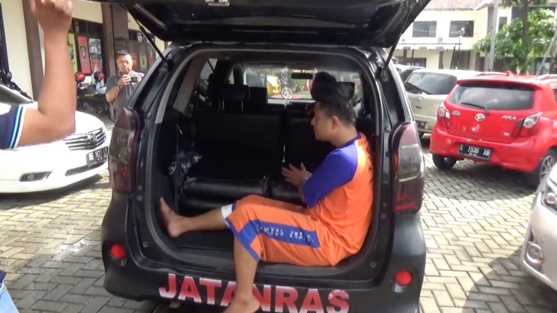 Bacok Korban hingga Tangan Nyaris Putus, Pelaku Begal di Jombang Pincang Ditembak Polisi