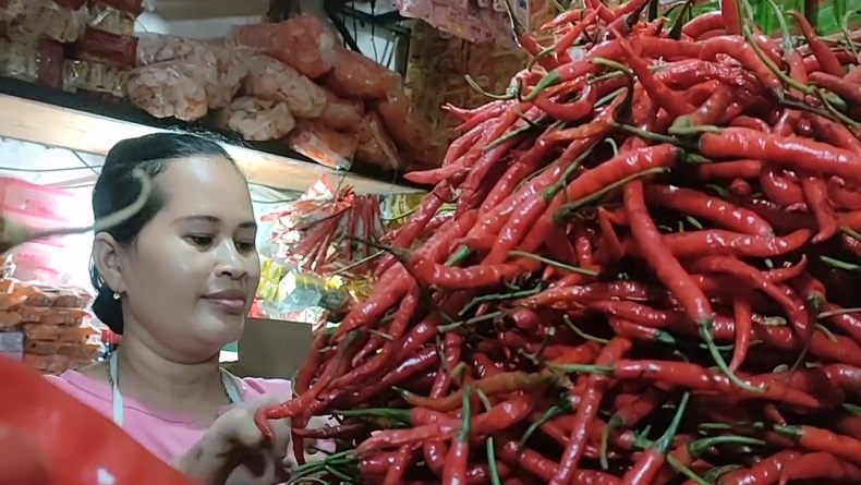 Dampak Cuaca Buruk, Harga Cabai di Cirebon Tembus Rp70.000 per Kg