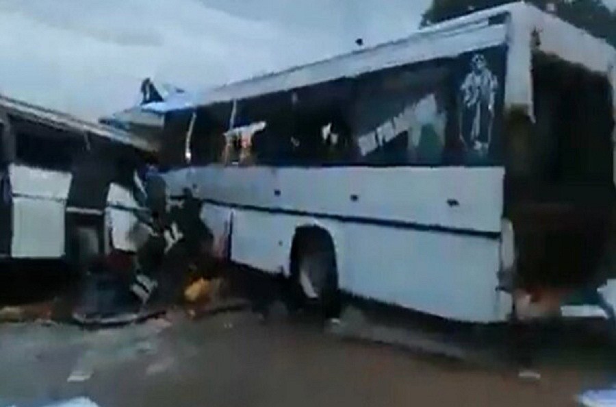 2 Bus Bertabrakan gara-gara Pecah Ban, 38 Orang Tewas 100 Lainnya Luka-Luka