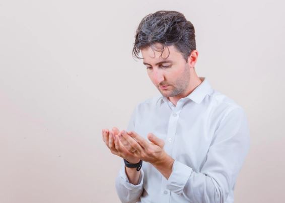 Doa Menghilangkan Pikiran Kotor, Arab, Latin dan Artinya