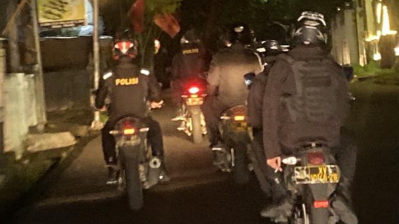 Pastikan Keamanan Masyarakat, Personel Samapta Polresta Manado Terus Patroli Presisi di Malam Hari
