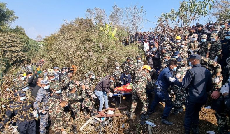 Detik-Detik Pesawat Jatuh di Nepal, Bergerak ke Kiri dan Kanan lalu Menukik Tajam