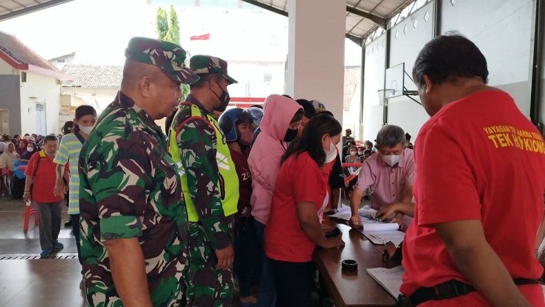 Sambut Tahun Baru Imlek, Klenteng Tek Hay Kiong Tegal Gelar Pasar Murah Sembako