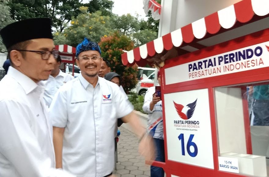 Hashtag #GerobakPartaiPerindo Trending Topic di Twitter