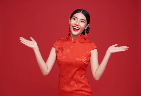 Cara Mengucapkan Gong Xi Fa Cai saat Imlek 2023, Perempuan dan Laki-laki Beda Lho!