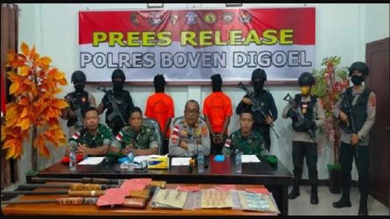 2 Mahasiswa Ditangkap Bawa 4 Senpi di Boven Digoel, Diduga Hendak Selundupkan ke KKB