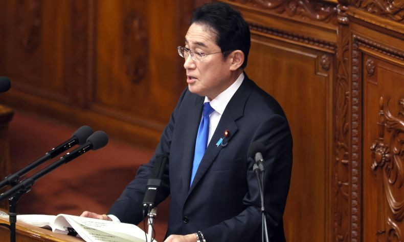 PM Jepang Fumio Kishida Kirim Persembahan Ritual ke Kuil Yasukuni, Korsel Murka