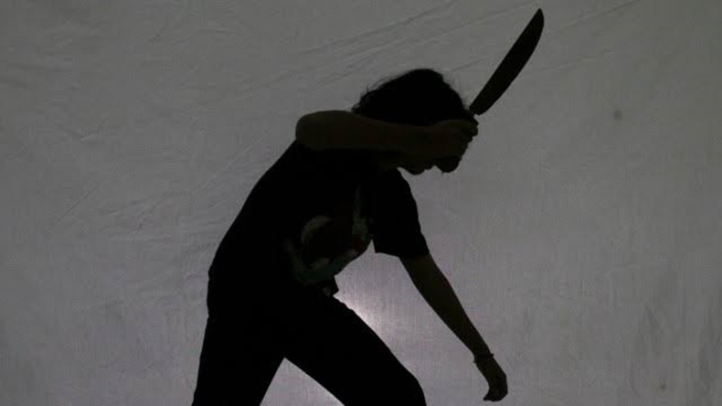 Tak Terima Adik Dipukuli, Pria di Karawang Bacok Pelaku hingga Luka Parah 