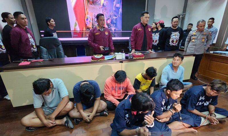 Polisi Tangkap 8 Pelaku Penyerangan di Ruko Pasar Dargo Semarang, Ini Tampangnya