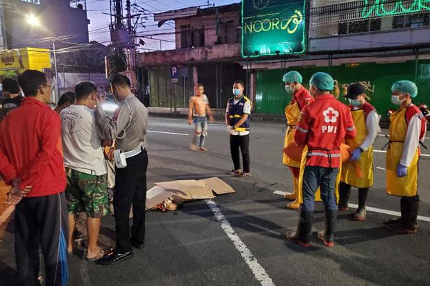 Tabrak  Nenek hingga Meninggal Dunia, Mobil Sedan Silver Diburu Polisi