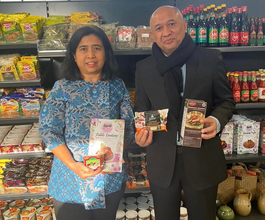 Resmikan Indonesia Trading House di Swiss, Menkop Teten: Buka Peluang Ekspor Produk UMKM