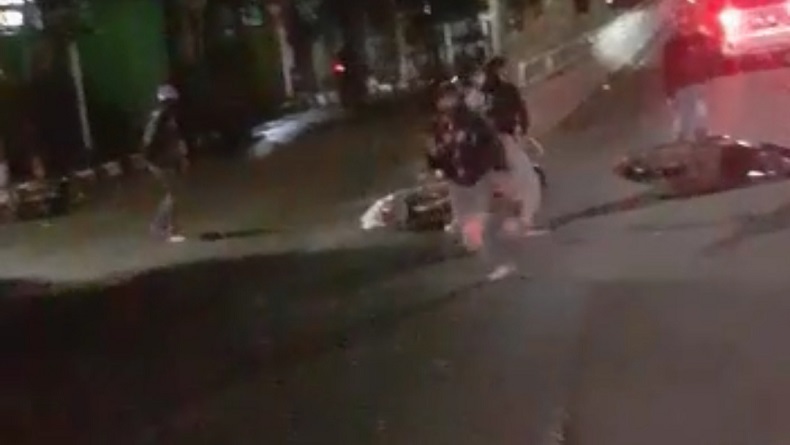 Kronologi Kejadian Bentrok Anggota Geng Motor di Flyover Kiaracondong Bandung