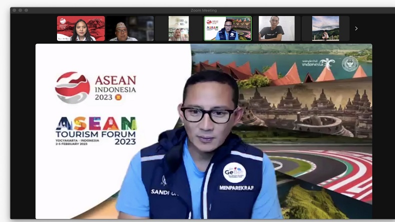 Gelar Pelatihan di 3 Desa Wisata Labuhan Bajo, Sandiaga Uno: Membuka Lapangan Kerja 