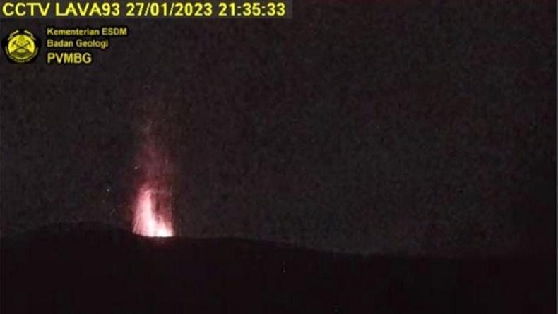 Gunung Anak Krakatau Erupsi 2 Kali di Malam Hari, Warga Diminta Tak Mendekat