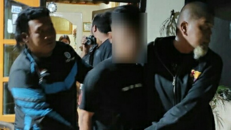Lantaran Cemburu, Pria di Bitung Tikam Kekasih Pakai Pisau Badik