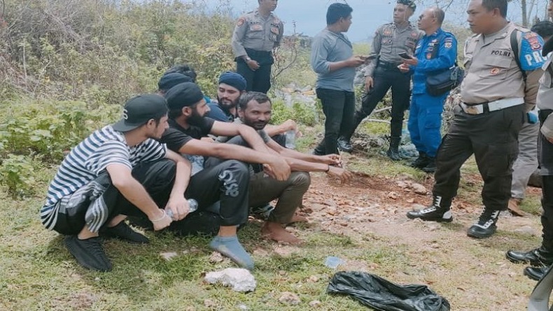 Kasus 6 WNA India Terdampar di NTT, 4 ABK Dijerat Pasal Penyelundupan Manusia