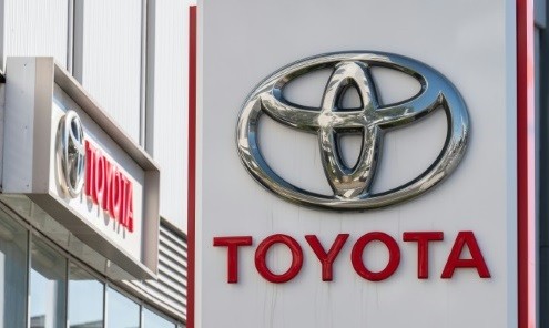 Kalahkan Volkswagen, Toyota Kembali Cetak Penjualan Terbanyak di Dunia
