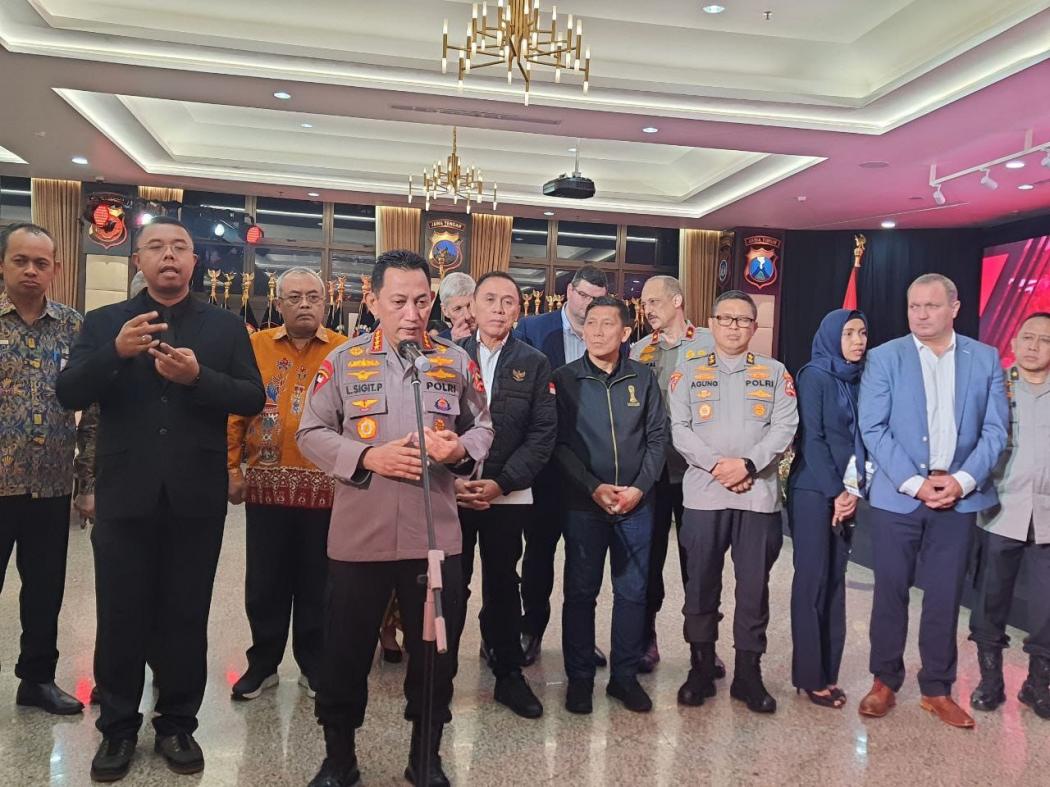 Kapolri Minta Kapolda Metro Jaya Usut Tuntas Pelemparan Bus Persis Solo 