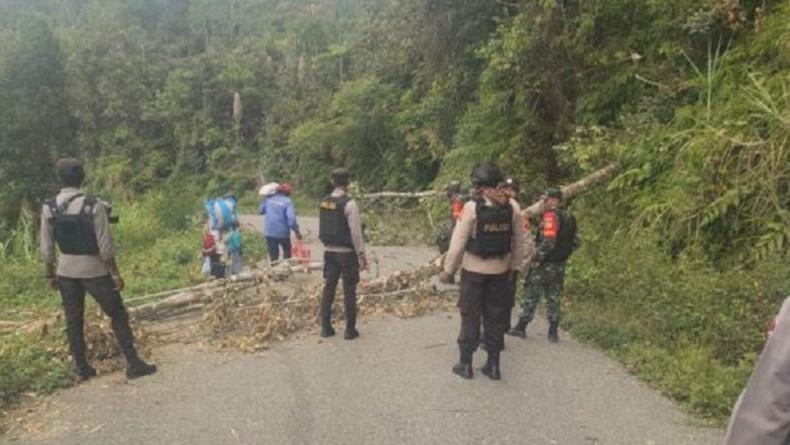 Buntut Temuan Tengkorak Perempuan di Tolikara, Keluarga Korban Palang Jalan
