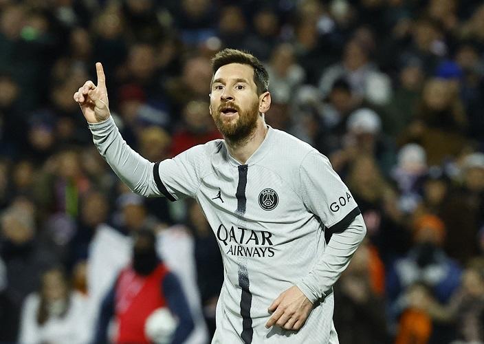 Inilah 5 Permintaan Aneh Pesepak Bola dalam Kontraknya, Nomor 3 Minta Traktor