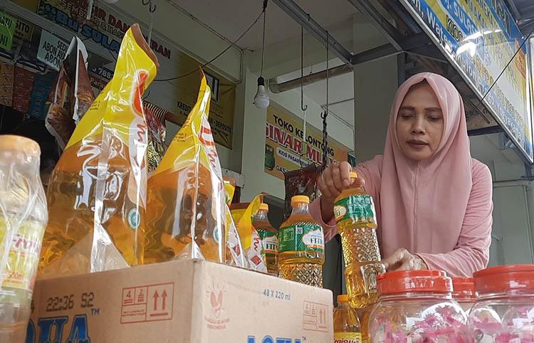 Harganya di Atas HET, Minyakita Langka di Pasar Kulonprogo 