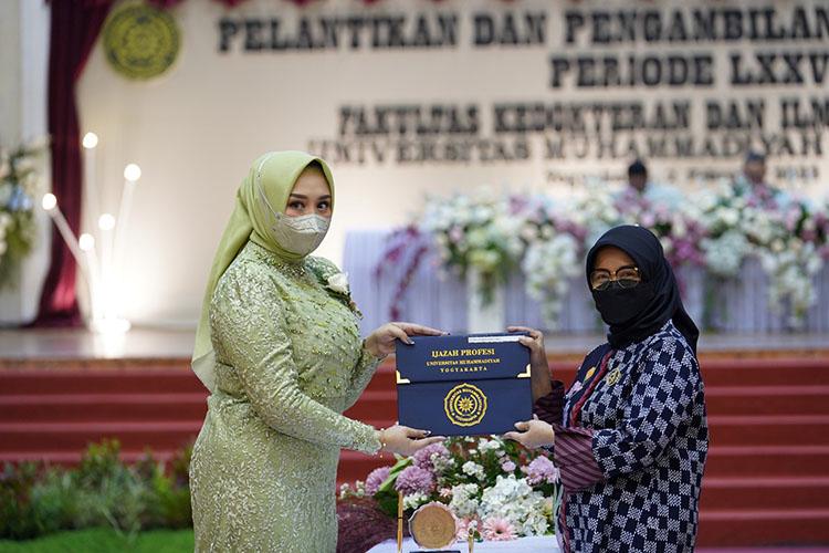 PP Muhammadiyah Minta Dokter Baru Lulusan UMY Mengabdi di Pelosok Negeri