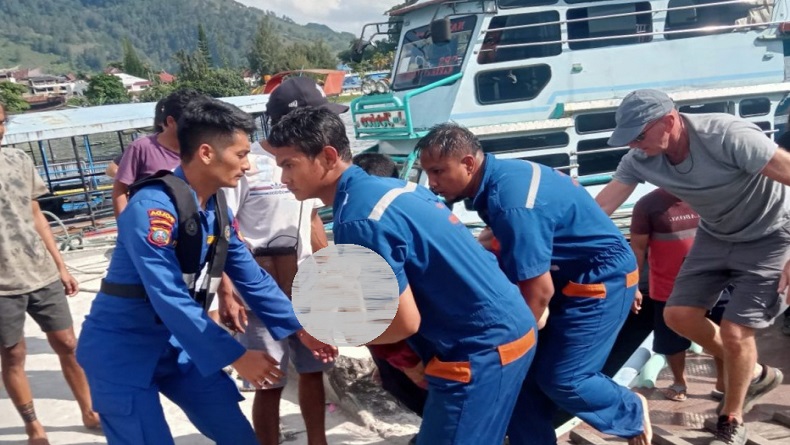 Heboh Penumpang Wanita Terjun dari Kapal Ihan Batak ke Danau Toba saat Berwisata dengan Keluarga