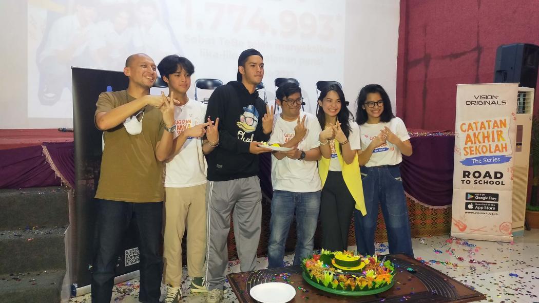 Lampaui 1,7 Juta Penonton, Catatan Akhir Sekolah The Series Kunjungi Sekolah di Bogor