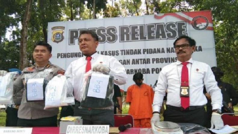 Mahasiswa Ditangkap Bawa 1 Kg Sabu di Konawe Selatan, Hendak Dibawa ke Kendari