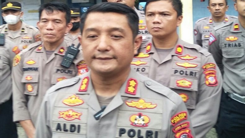 Elf Bawa Wisatawan Terjun ke Jurang 80 Meter di Rongga KBB, Sopir Masih Diperiksa