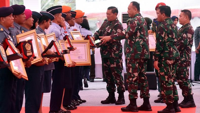 Laksamana Yudo: Prajurit Berprestasi Dapat Reward, Nakal Diberi Punishment