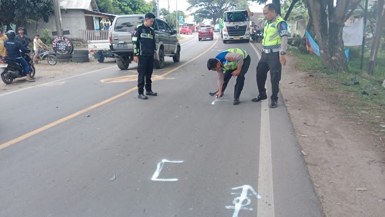 Kecelakaan Truk dengan Motor di Jalan Lintas Barat Sumatera, Ibu dan Anak Tewas