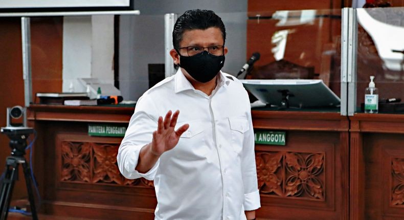 Breaking News, MA Putuskan Ferdy Sambo Penjara Seumur Hidup