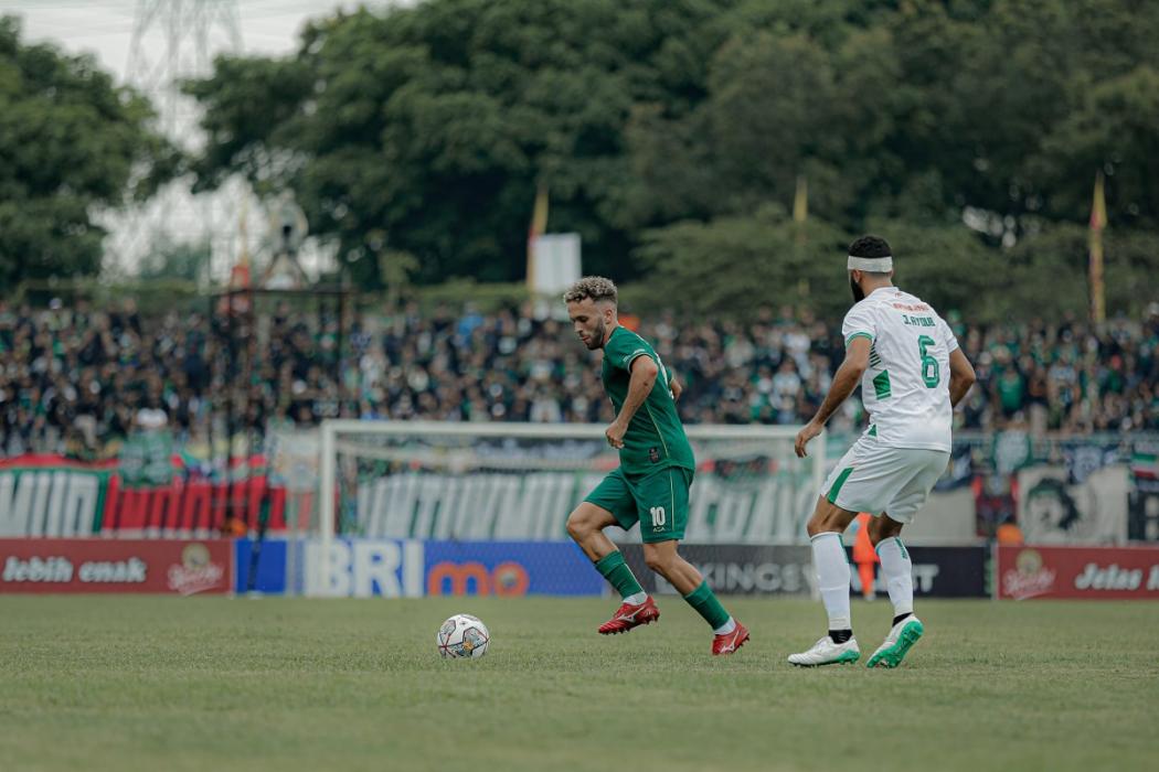 Hasil Liga 1: Duet Ze Valente-Sho Yamamoto Antar Persebaya Gilas PSS Sleman