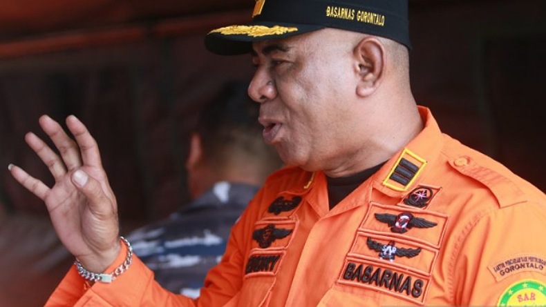 Kapal Cepat Express Pricillia Mati Mesin di Teluk Tomini Ditarik KM Sabuk Nusantara