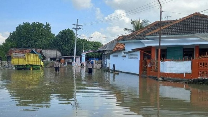 Banjir Rob Potensi Terjang Pesisir Pamekasan, Warga Diminta Waspada