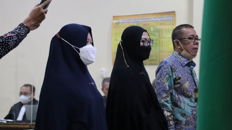 Anaknya Diterima di 3 PTN Ternama, Ibu Ini Malah Pilih Unila dan Suap Rp500 Juta