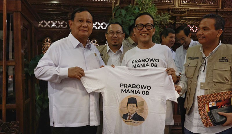 PDIP Umumkan Ganjar Capres, Jokowi Mania: Tetap Dukung Prabowo