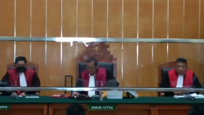 Hakim Tegur Penasihat Hukum Teddy Minahasa yang Potong Pertanyaan JPU: Kayak di Kampung