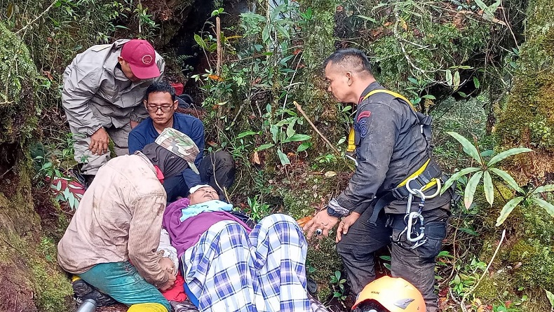 Polri Prioritaskan Evakuasi 4 Orang Rombongan Kapolda Jambi Mendarat Darurat di Kerinci