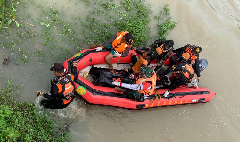  Terpeleset, Remaja Perempuan di Demak Tewas Hanyut Terseret Arus Sungai Kanal